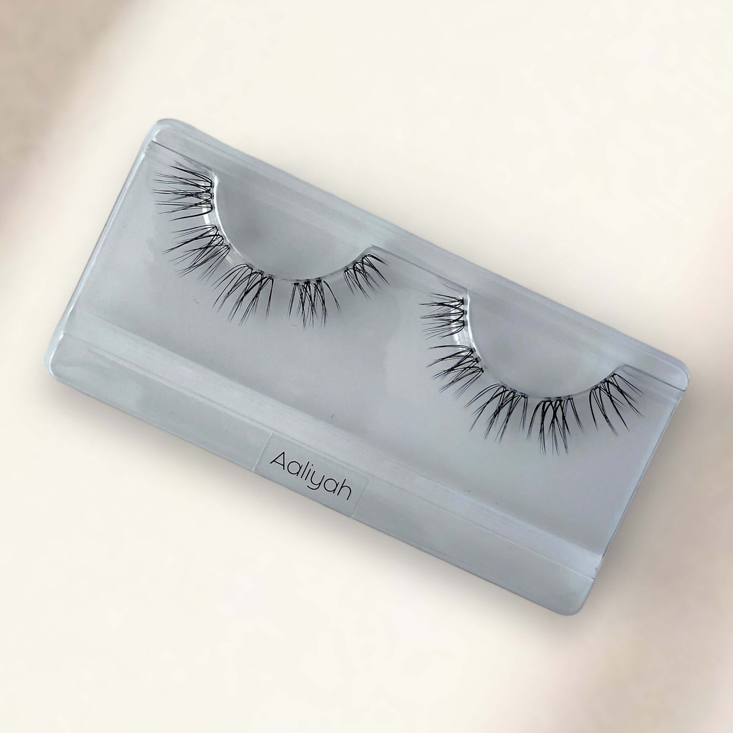 custom-fast-lashes-voorgeknipt-en-op-volgorde-gezet-van-classy-lashes-aaliyah