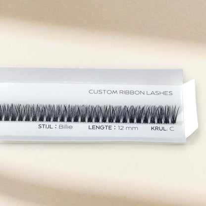 ribbon-fast-lash-close-up-in-verpakking-van-classy-lashes-billie-12-mm